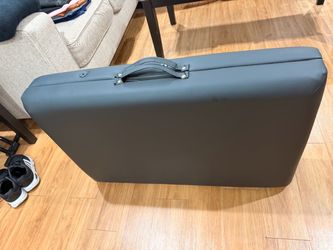 Portable massage table