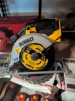 DeWalt 20 volt 6-1/2" circular saw
