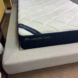 Dreamcloud Classic Hybrid Queen Mattress