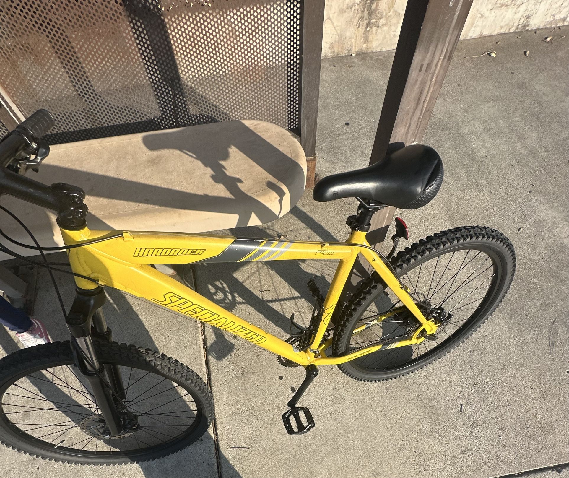 Specialized Hardrock Mountain Bike