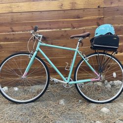Women’s Bike With Bike Accessories 