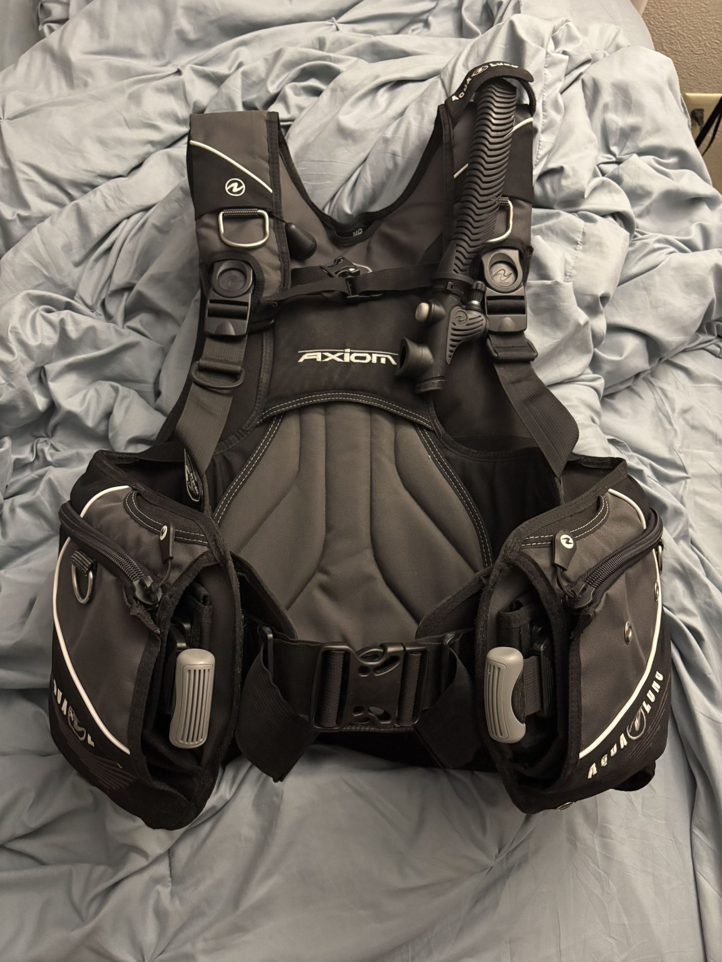 Scuba Aqua Lung Axion BCD