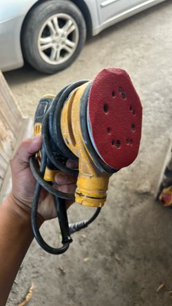 Dewalt Sand Machine