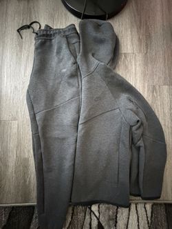 Nike Tech