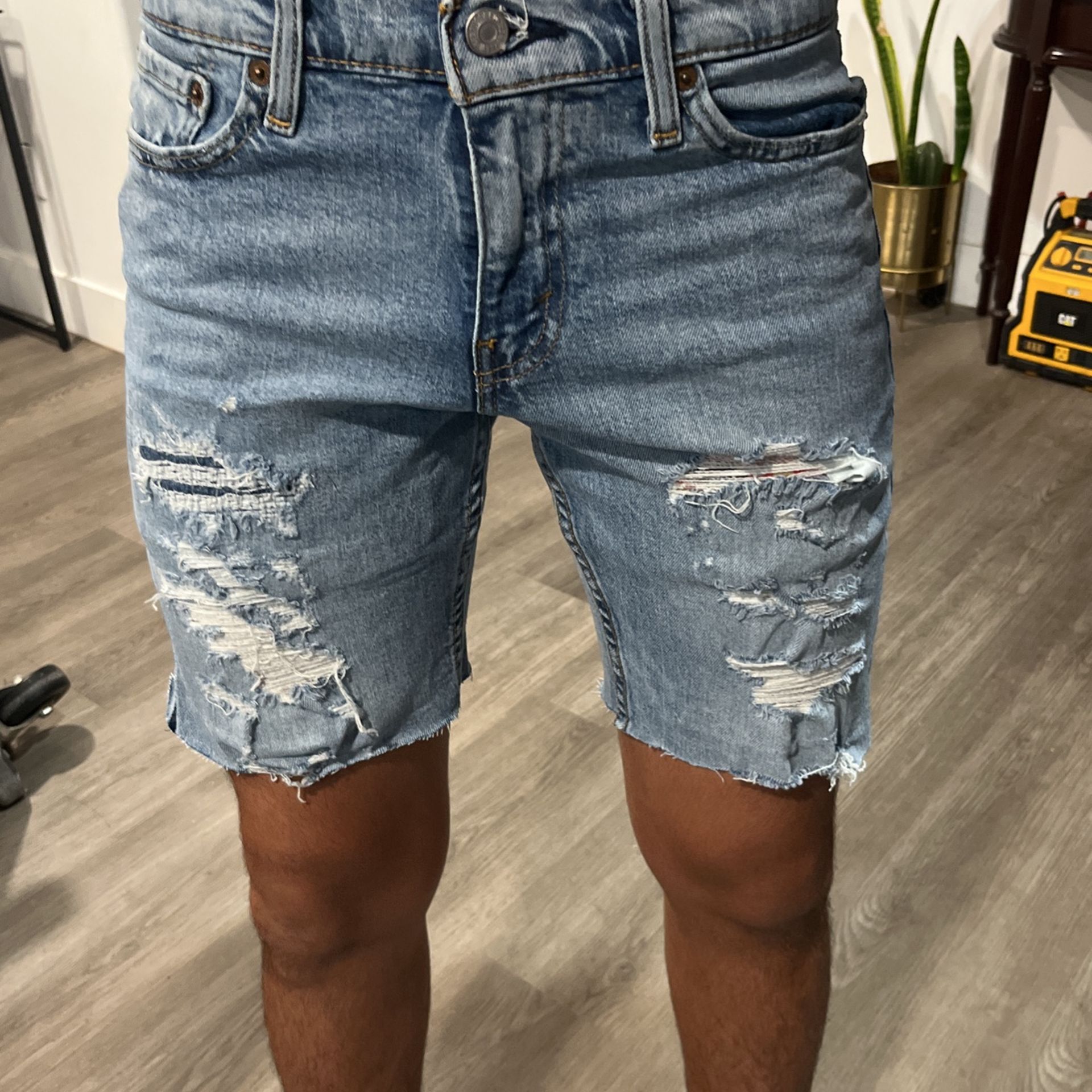 Levi Shorts 511 Size W 29 L 32