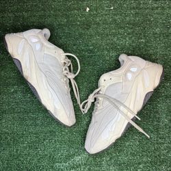 Adidas Yeezy Boost 700 ‘Analog’ Men’s Size 7 EG7596