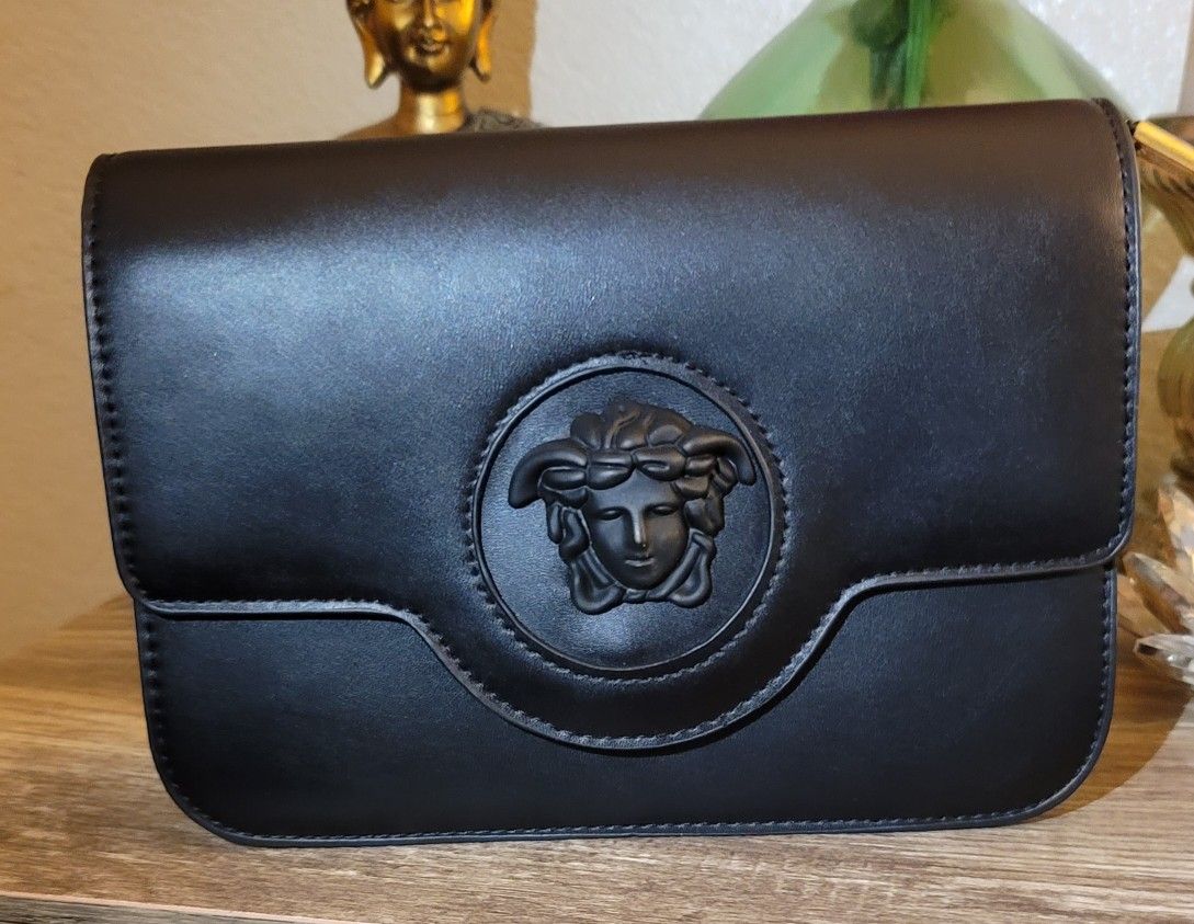 Medusa Crossbody Bag