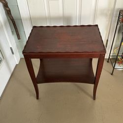 Wood Side table measures
