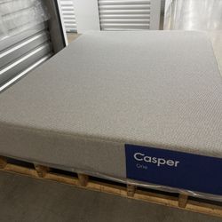 Like New Casper One Memory Foam Queen Mattress