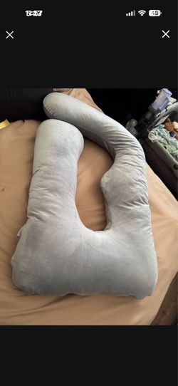 Pregnancy pillow