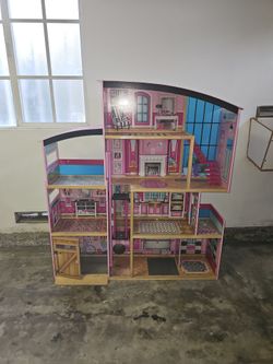 Barbie mansion playhouse