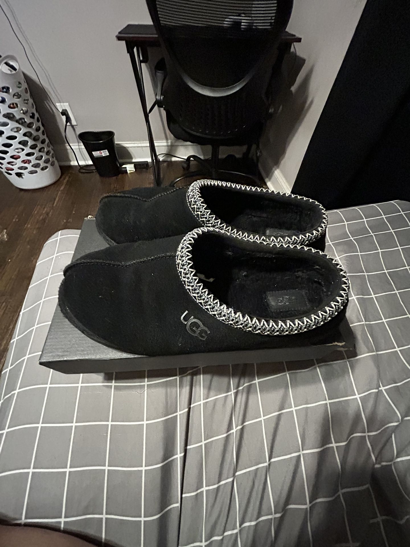 ugg tasman size 12 