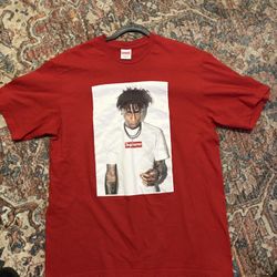 Supreme T Shirt Size Medium 