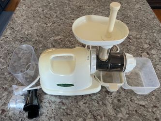 Omega Juicer 8004