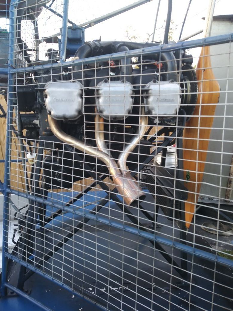 AirBoat Motor 220 ground power 0540 6 cylinder continental aircraft engine have new alternator and new spare carburetor and engine stand