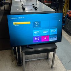 Hisense 43” 43H4030F3 FHD Roku Smart TV 