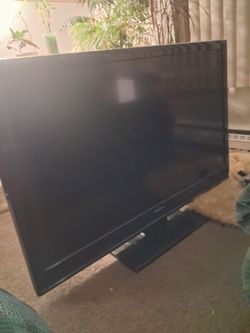 GOOD WORKING 42IN INSIGNIA FLATSCREEN