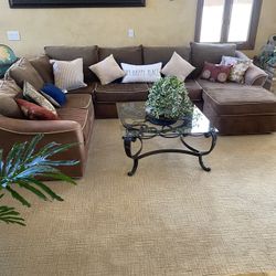 Sectional Couch 