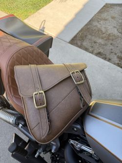 Willie & Max Swingarm/Saddle Bag Tan Motorcycle