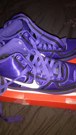 New with box Nike vandel supreme purple and black excellent condition size 11/1/2