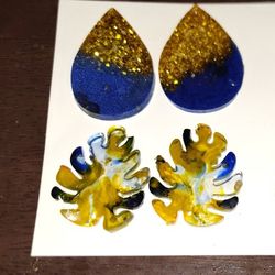 Golden 💙 Blue/ Bay Leaves Ear Rings 