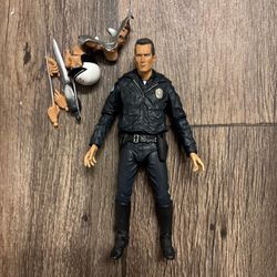 NECA Ultimate Terminator 2 Judgment Day T-1000 Motorcycle Cop 7" Figure