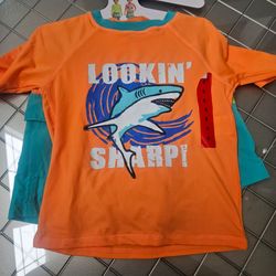 Boys 2 piece swim set. Size 6