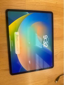iPad Pro 13”. 4th gen