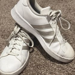 Women Adidas Shoes
