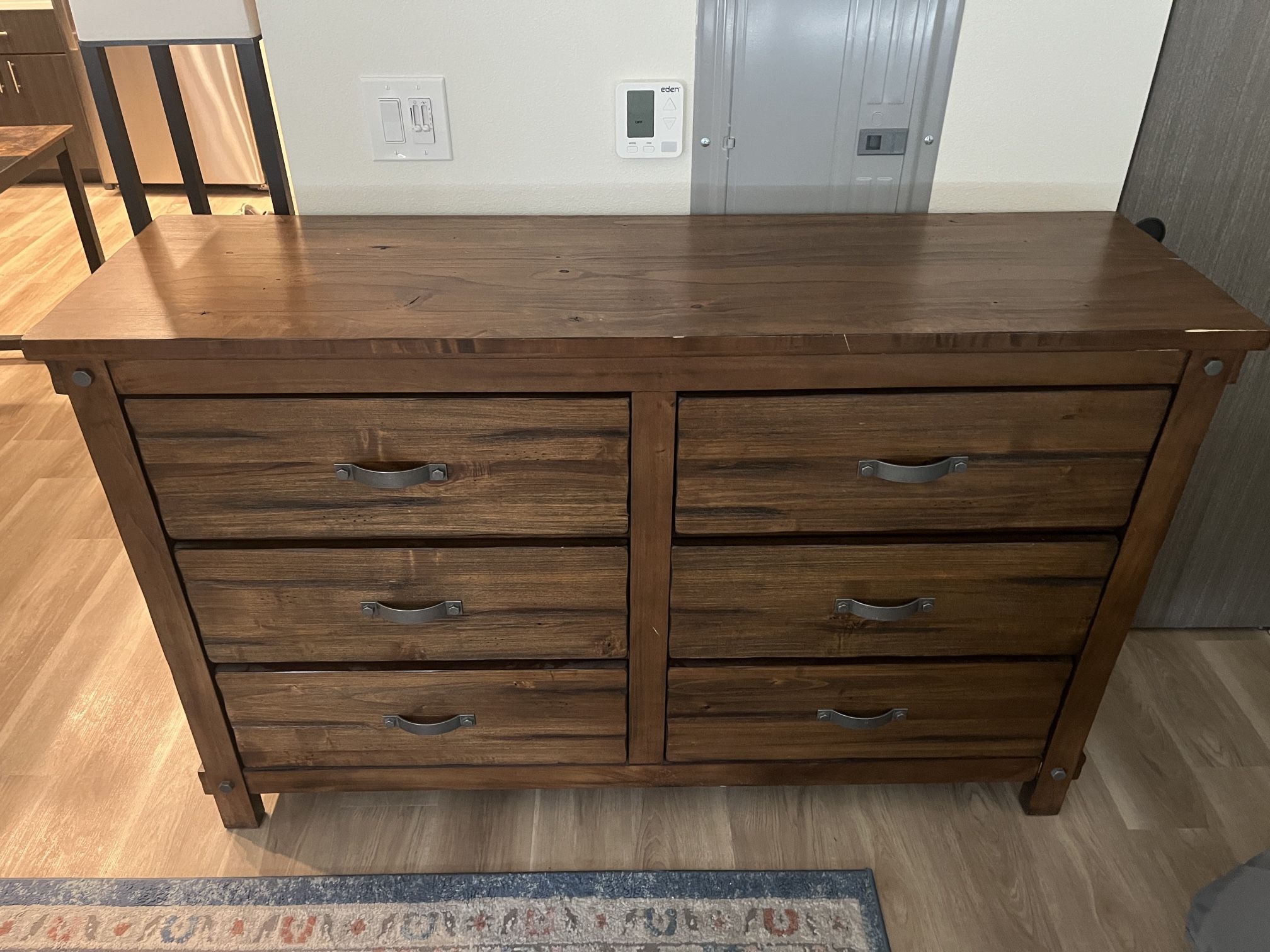 Wooden dresser, Read Description