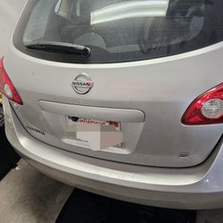 Rogue 2009 For Parts