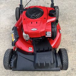 Self Propelled Lawnmower 
