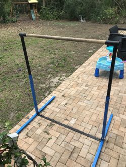 Kip gymnastics adjustable bar