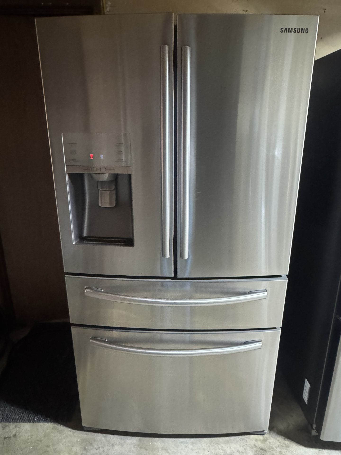 Counter Deep Refrigerator 