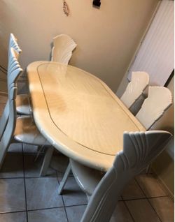 White Gloss Dining Table and 6 Chairs