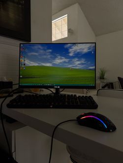 Selling Full Gaming Setup