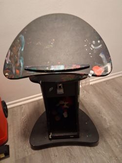 Painting table w/ adjustable angles + Wheels ! a storage drawer