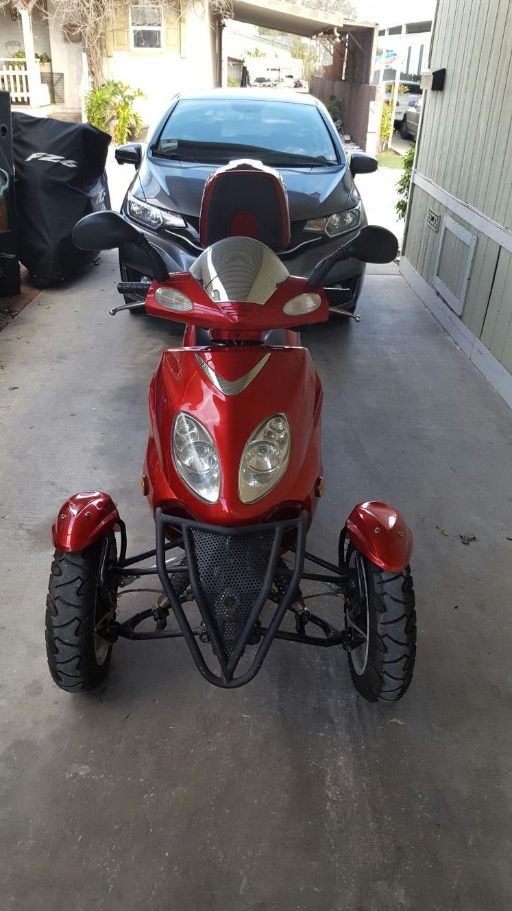 Trike Scooter DF50TKA SUNNY DONGFANG