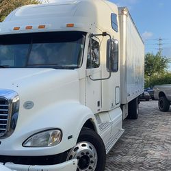 2009 Freightliner Columbia