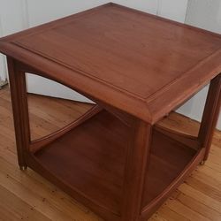 Mid-Century Modern Vintage Hekman furniture two - tier side end table nightstand