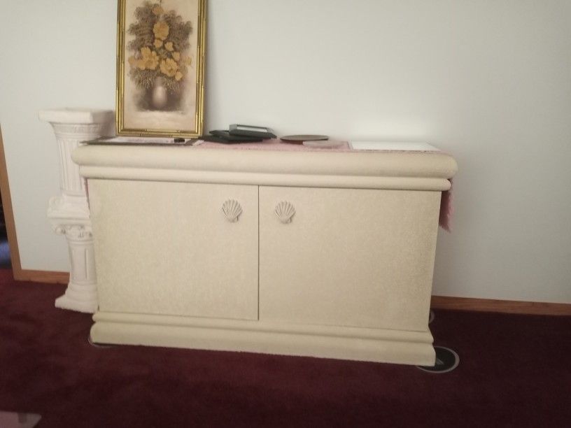 Buffet Table