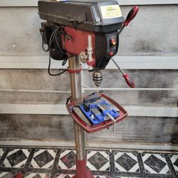 16-Speed Floor Drill