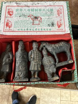 Warriors From Qin Dynasty Emperor Shi Figurines 