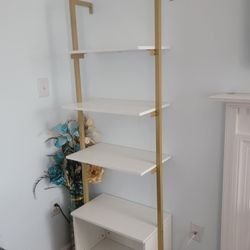 White Shelve 