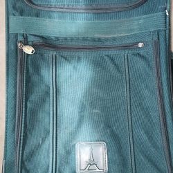 TRAVELPRO CARRY ON LUGGAGE