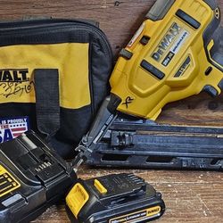 Dewalt 20v 15g Finish Nailer