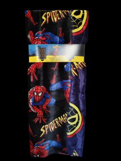 Marvel Spider-Man Reversible Coco Plush Throw 50x70in