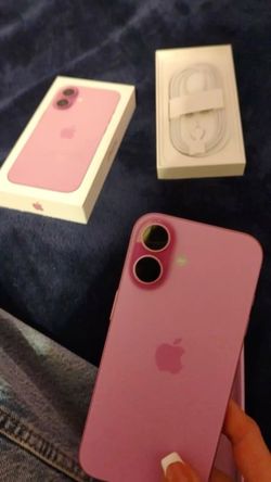 Apple iPhone 16 Pink