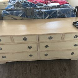 Beautiful Drexel Bedroom Set. Dresser And Two End Tables