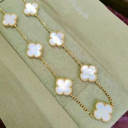 18K Gold-Plated White Shell Necklace, 10 Clover Pendants, Color Won’t Fade, 【shipping only】